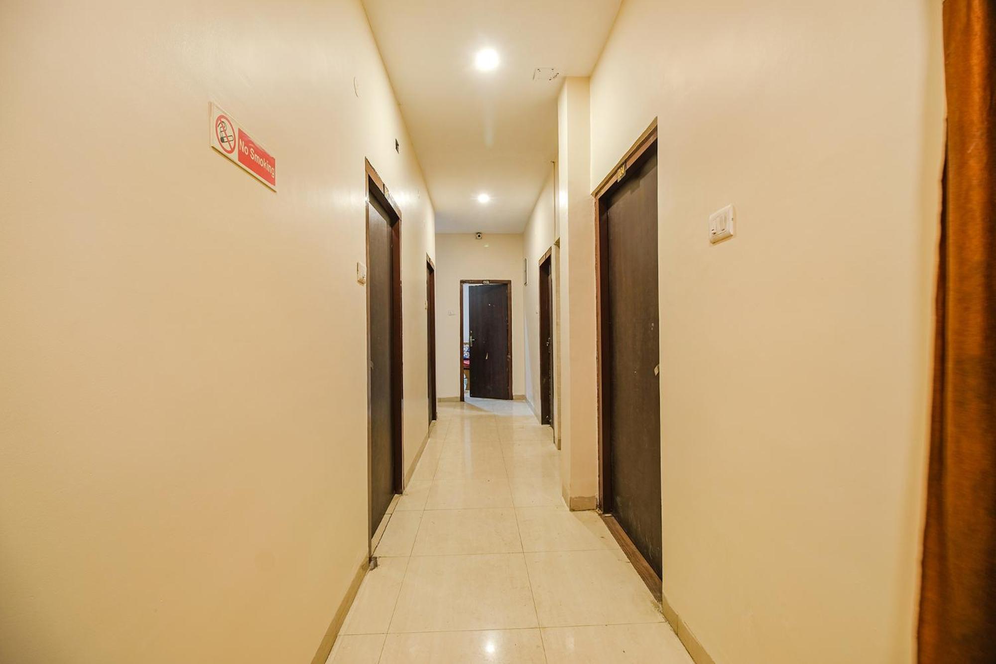 Fabexpress Anurag Residency Hotel Guwahati Buitenkant foto