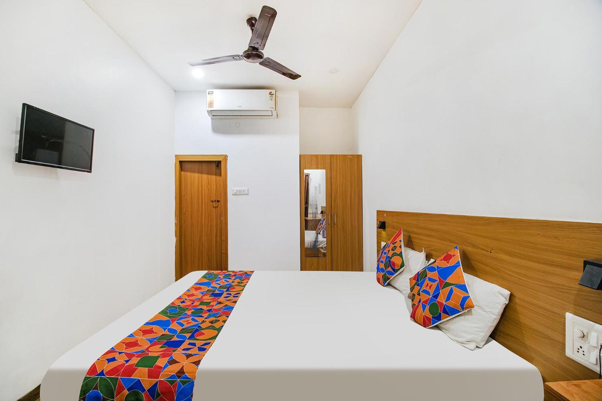 Fabexpress Anurag Residency Hotel Guwahati Buitenkant foto