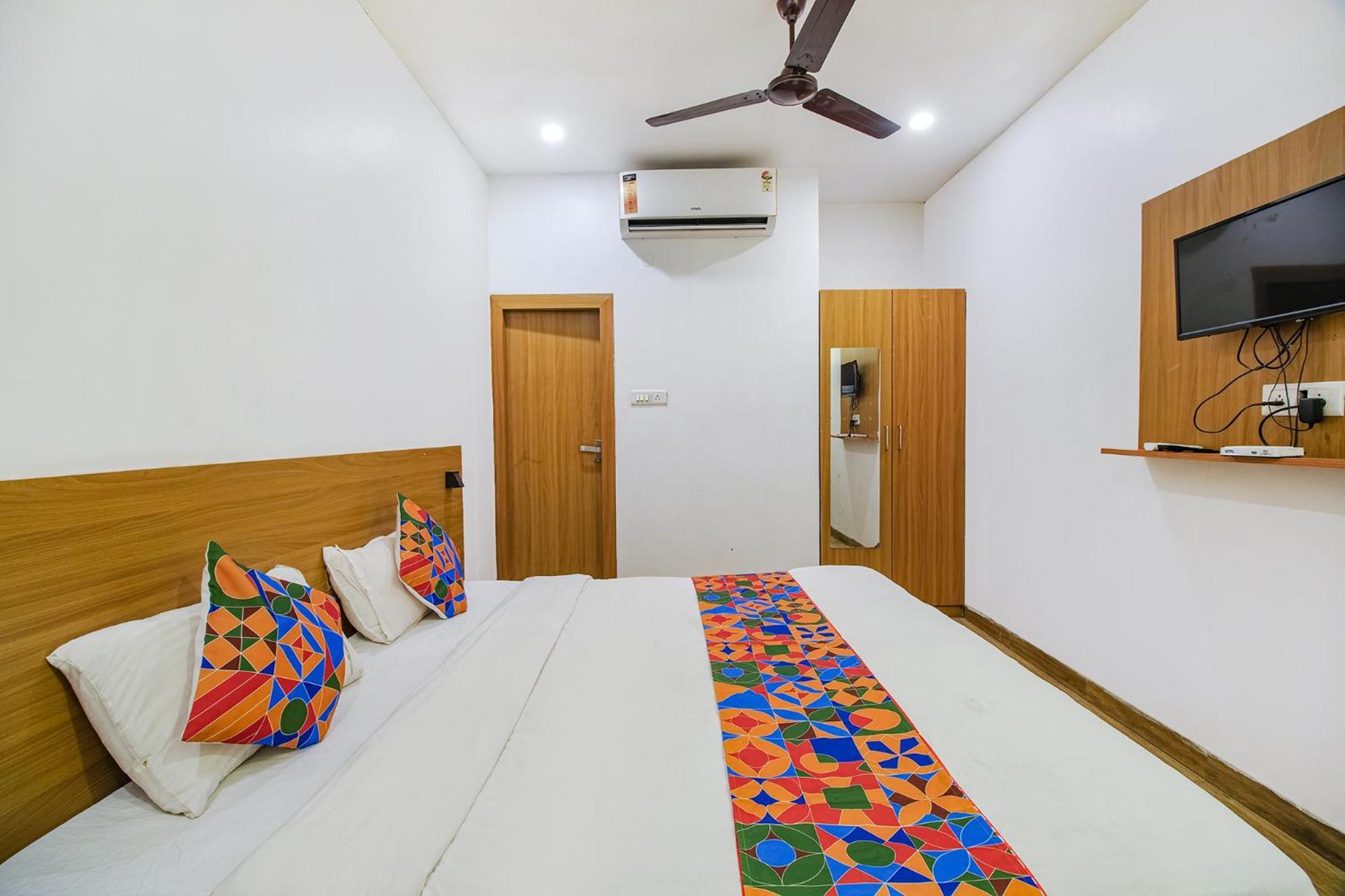 Fabexpress Anurag Residency Hotel Guwahati Buitenkant foto
